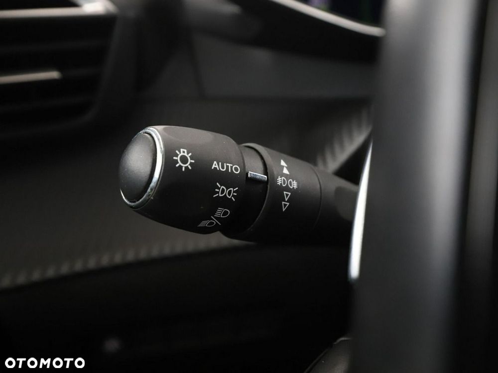 Peugeot 2008 1.2 PureTech GT Line S&S EAT8 - 37