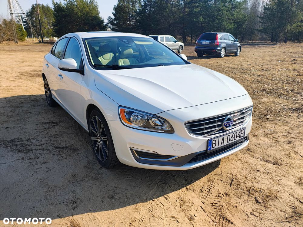 Volvo S60 - 3