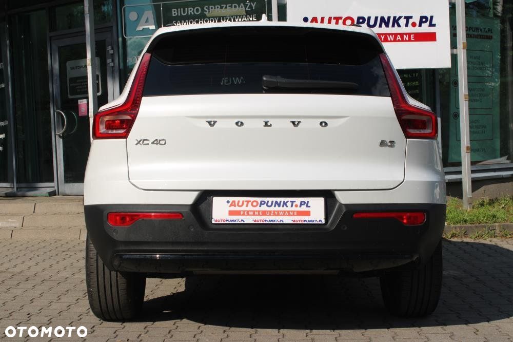 Volvo XC 40 - 6