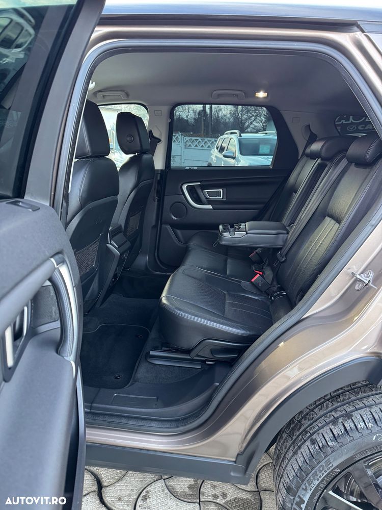 Land Rover Discovery Sport - 13