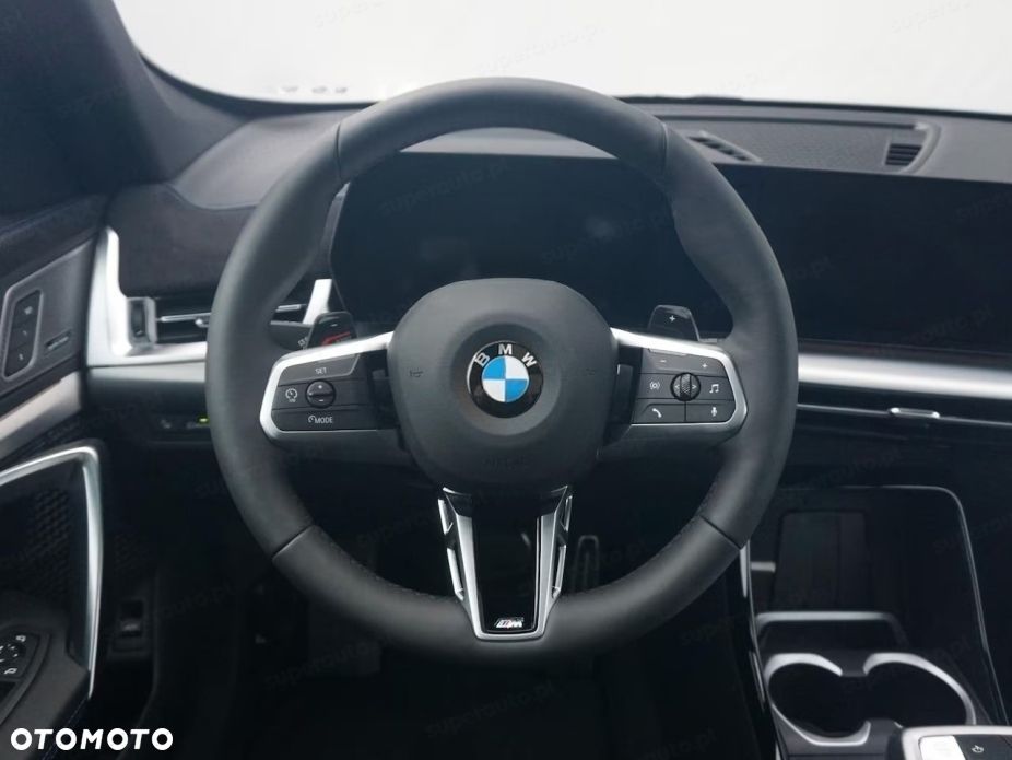 BMW X1 - 10