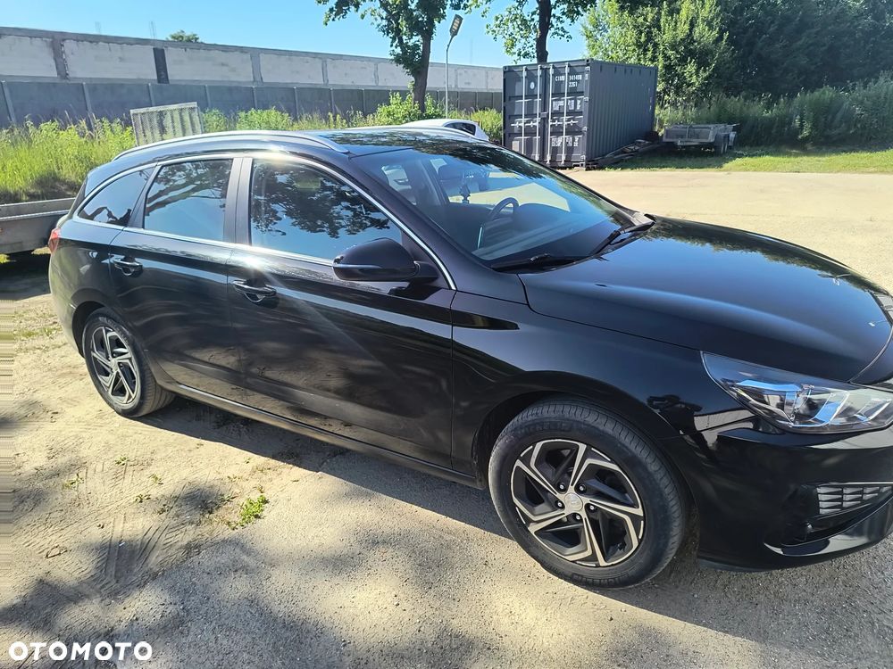 Hyundai i30 1.5 DPI Comfort - 2