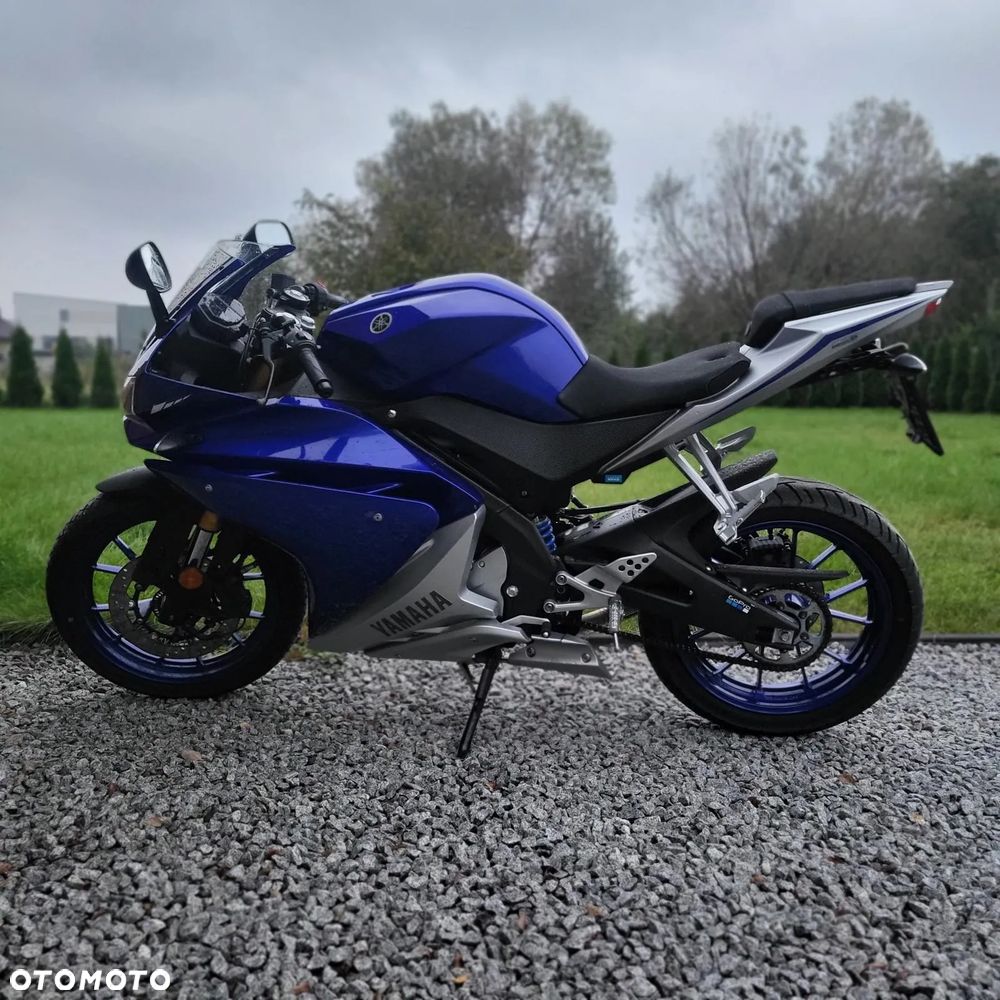 Yamaha YZF - 2