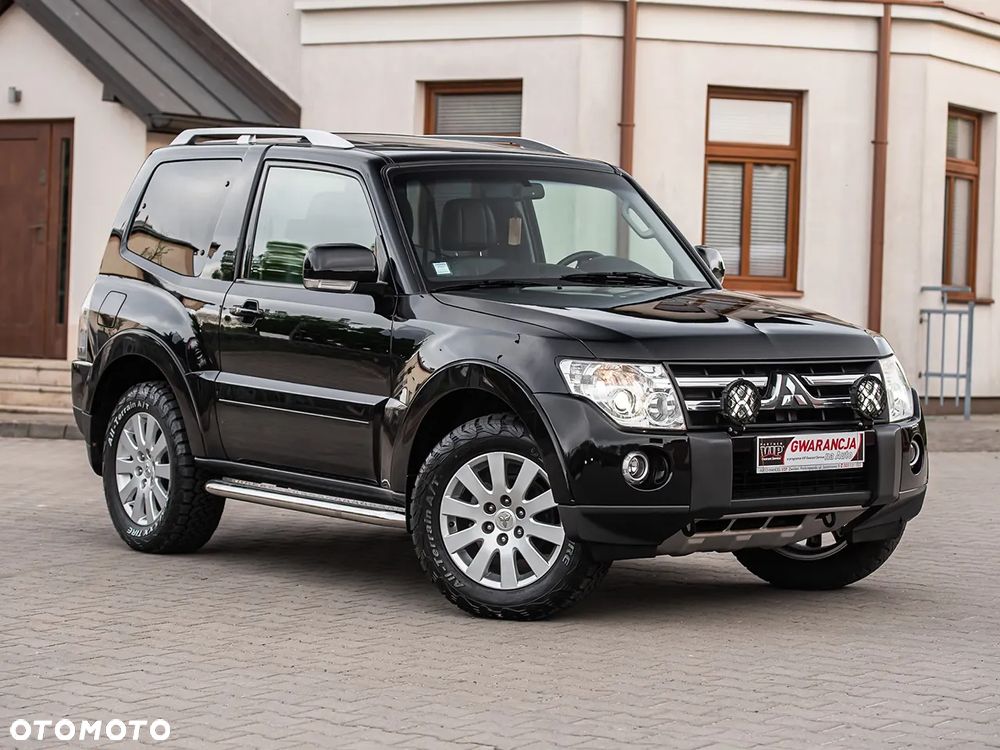 Mitsubishi Pajero 3.2 DI-D Automatik Intense - 2