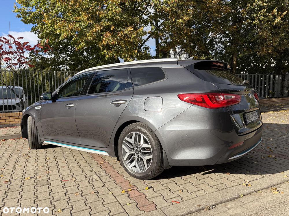 Kia Optima Plug-in Hybrid - 7