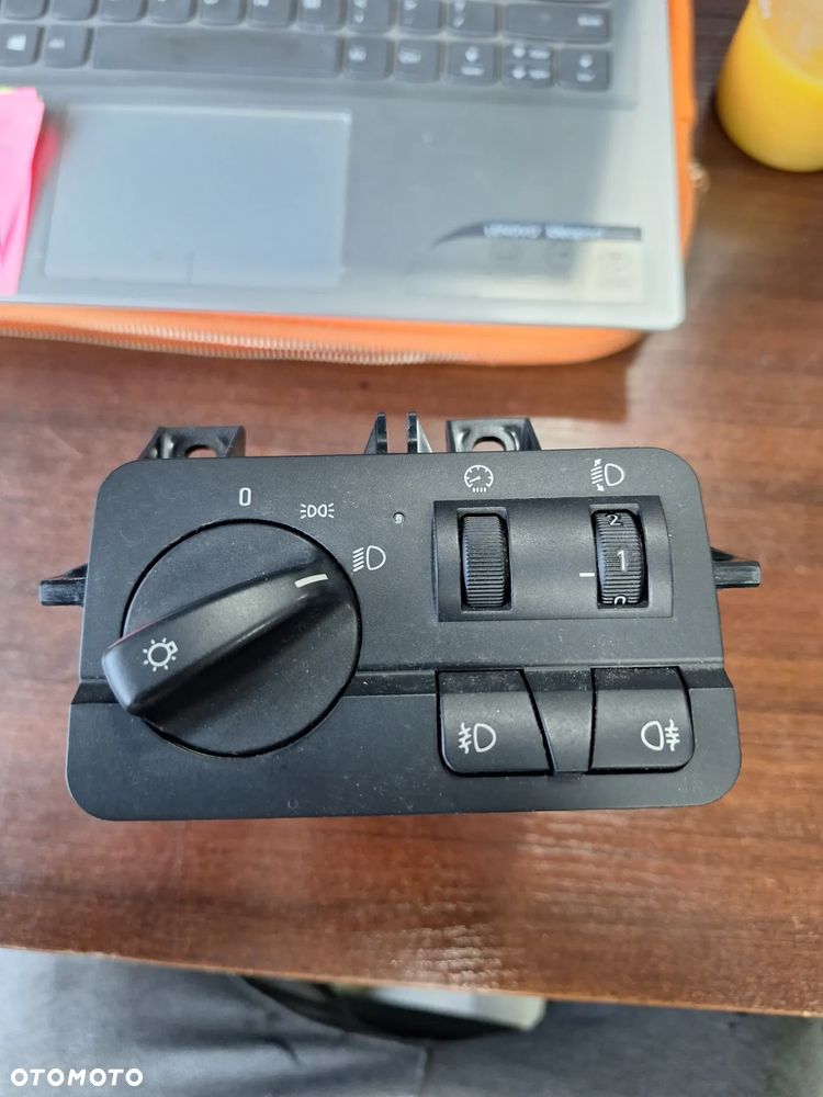 przełącznik  BMW E46 086480051 świateł   (43/10)