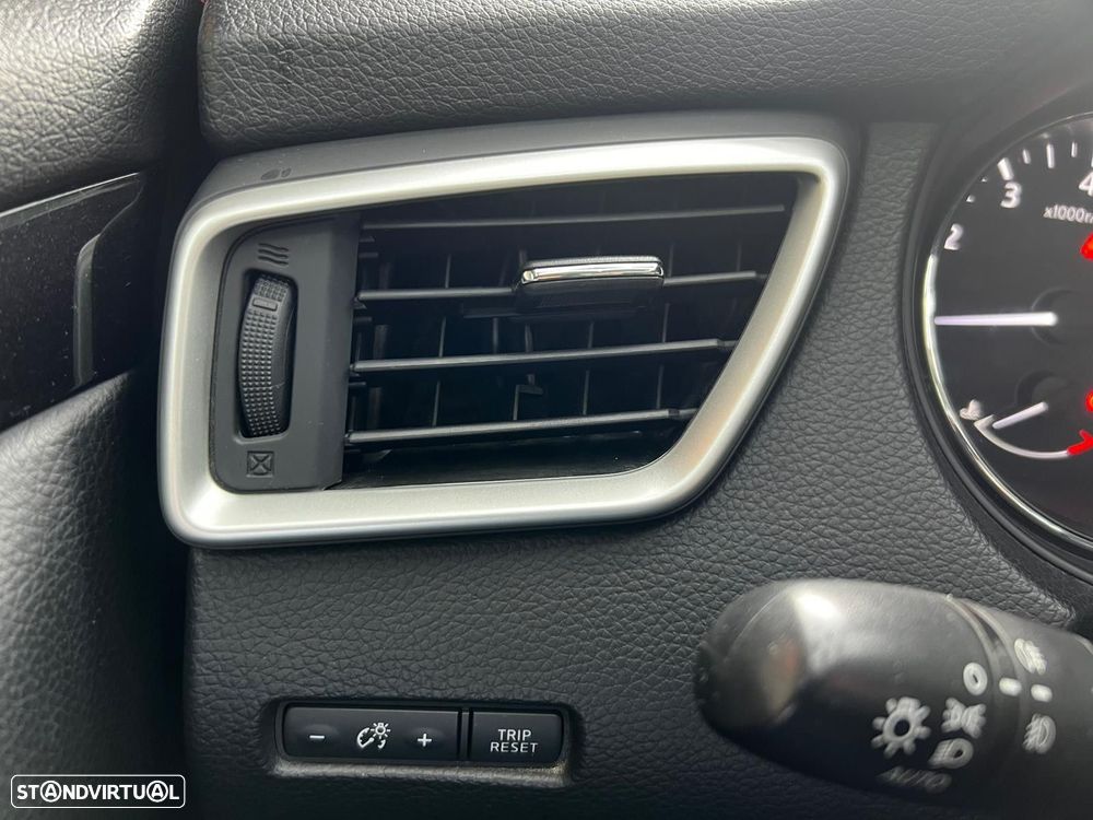 Nissan Qashqai 1.2 DIG-T Tekna Premium Pele S P.Preta - 46