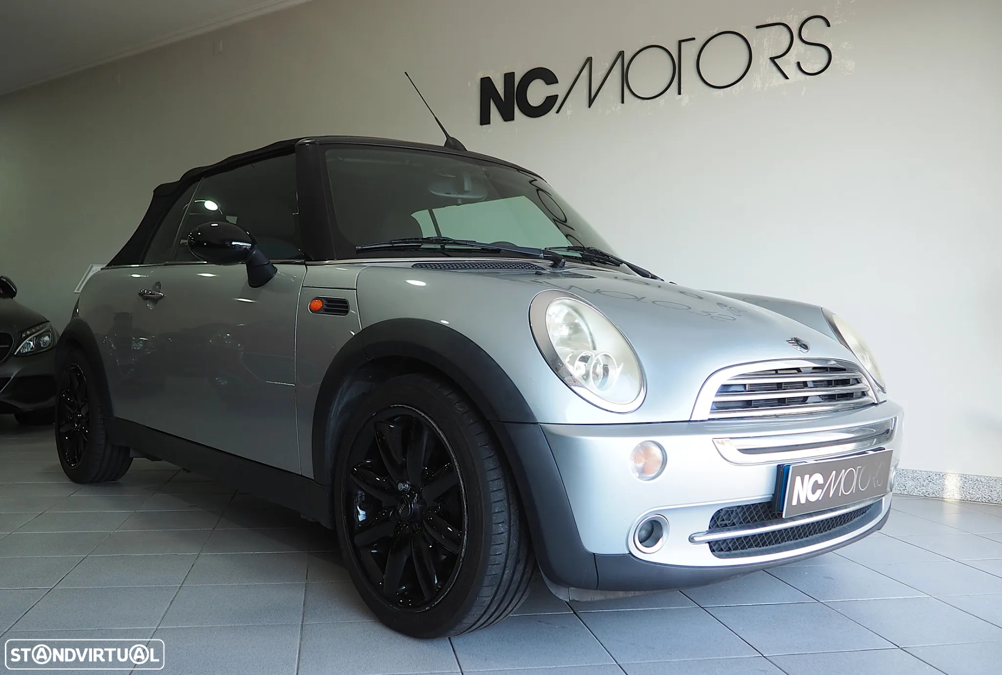 MINI Cabrio One - 2