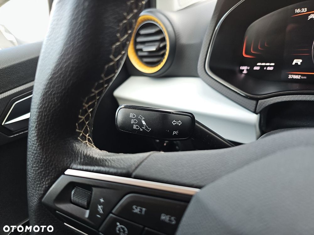 Seat Arona 1.0 TSI Style S&S DSG - 28