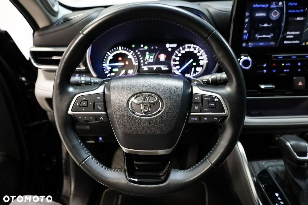 Toyota Highlander 2.5 Hybrid Executive - 17