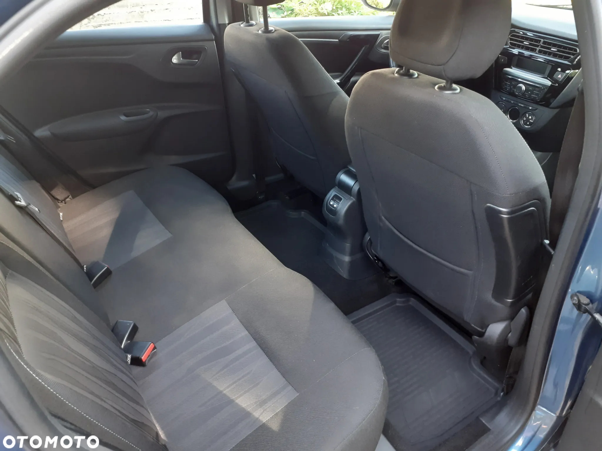 Peugeot 301 1.6 VTi Allure EAT6 - 9