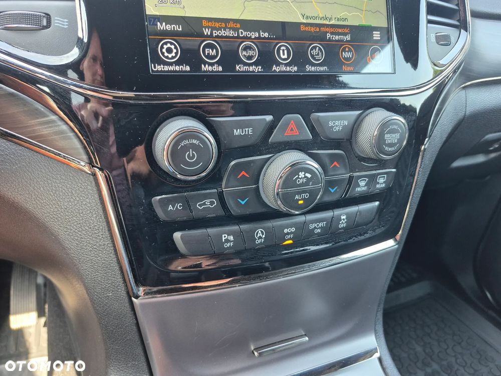 Jeep Grand Cherokee 3.6 V6 Limited - 30