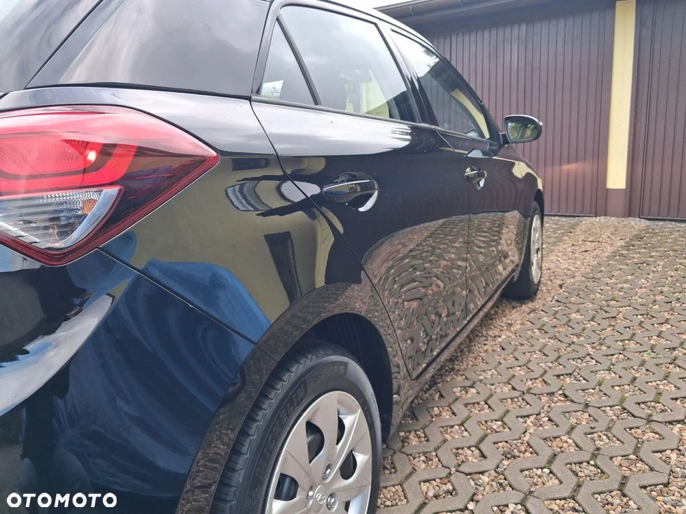 Hyundai i20 1.25 Classic + - 10