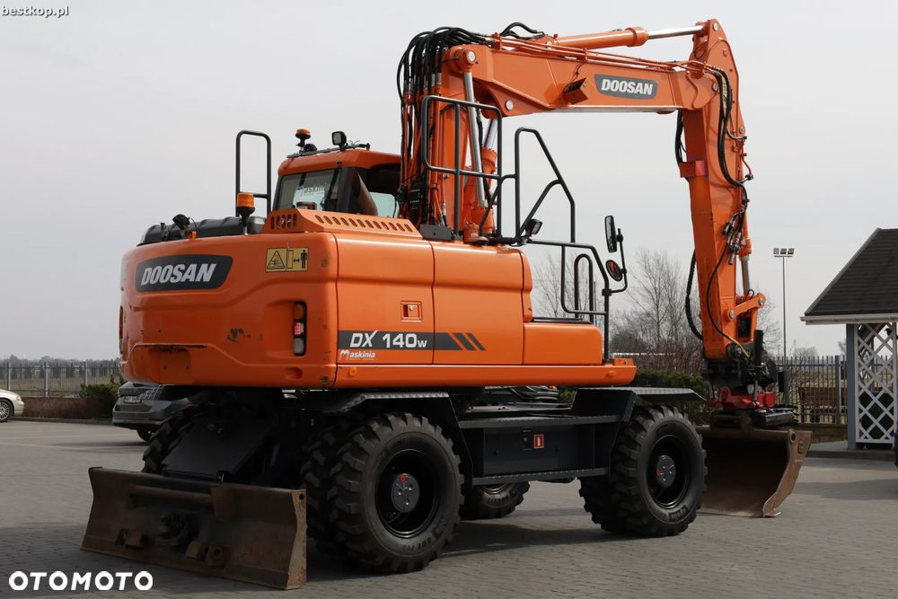Doosan DX140W-3 - 5
