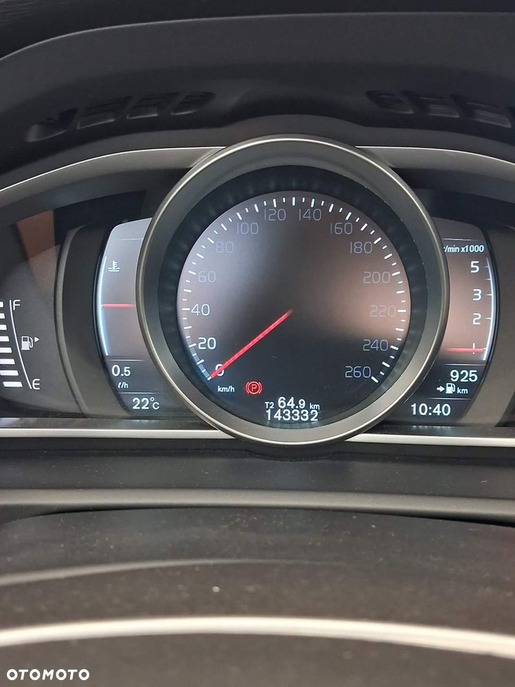 Volvo V40 D2 - 7