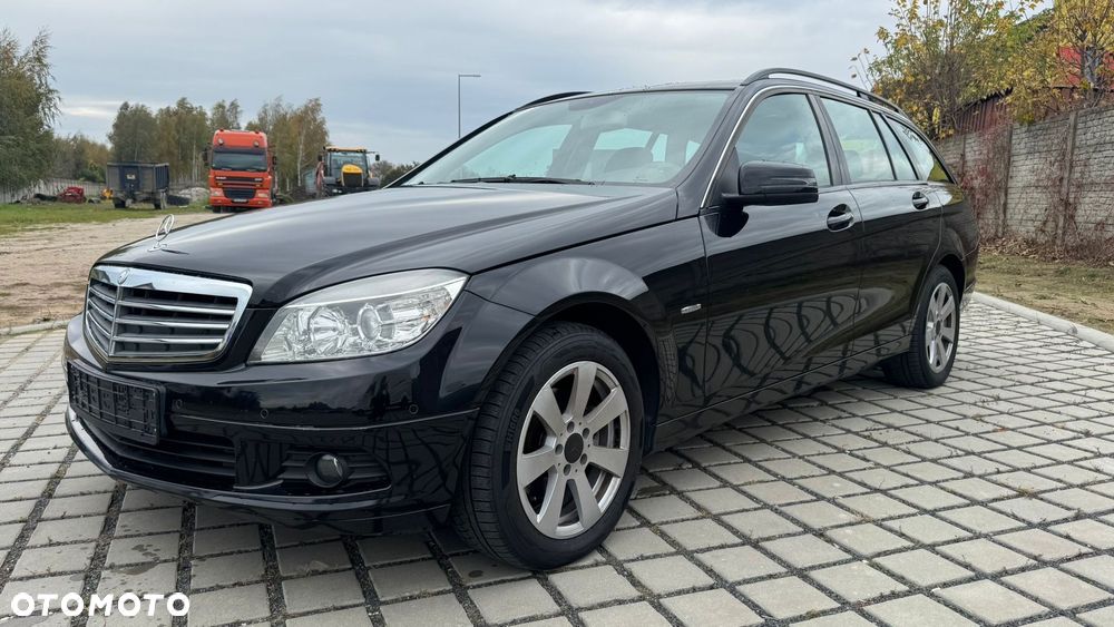 Mercedes-Benz Klasa C 180 T BlueEFFICIENCY - 1
