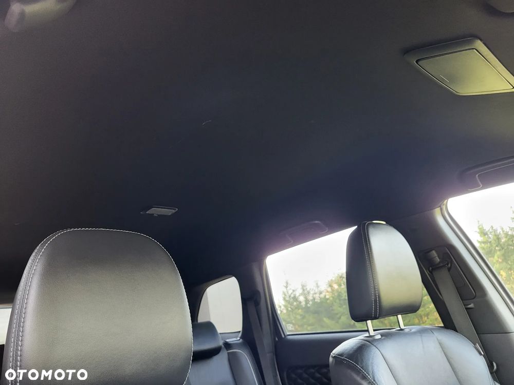 Mitsubishi Outlander 2.4 4WD Diamant+ - 35