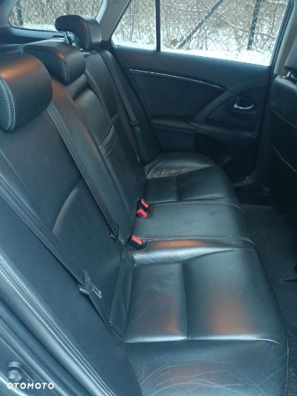 Toyota Avensis 2.0 D-4D Sol plus - 15