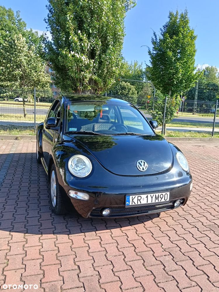 Volkswagen New Beetle - 2