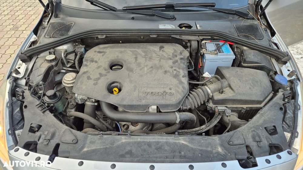 Volvo V60 D2 Start-Stop Momentum - 16