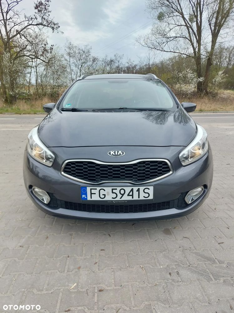 Kia Ceed 1.6 CRDi 128 Platinum Edition - 3