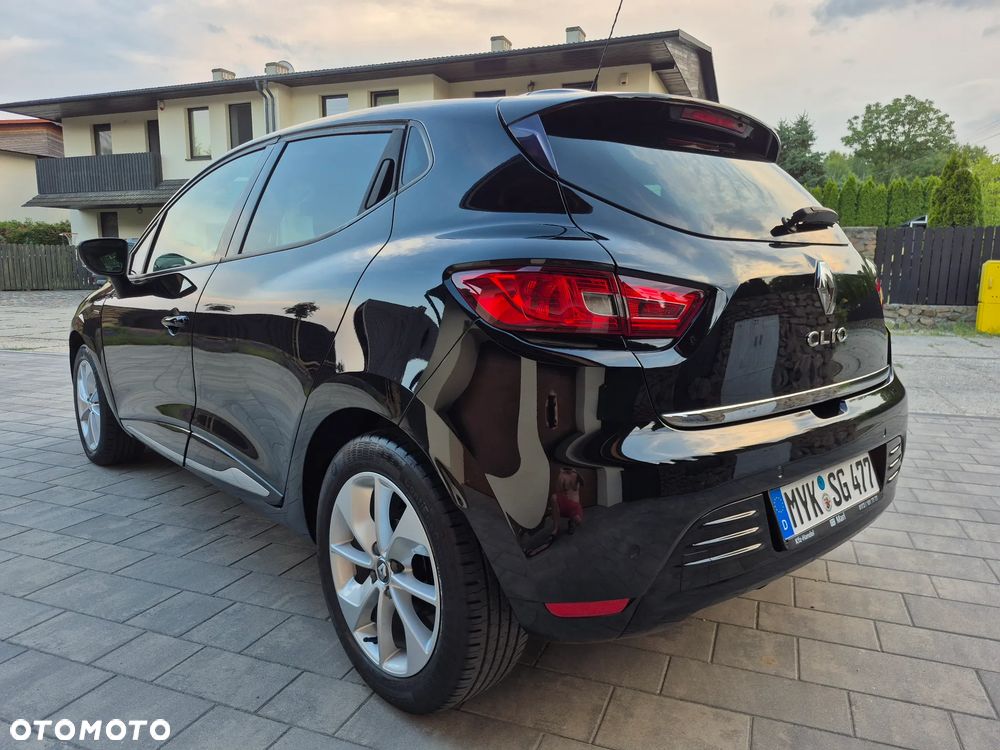 Renault Clio 1.2 16V 75 LIMITED - 18