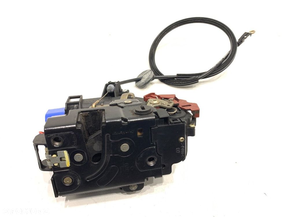 ZAMEK DRZWI PRAWY TYŁ  VW TOURAN (1T1, 1T2) 2003 - 2010 1.9 TDI 77 kW [105 KM] olej napędowy 2003 - 1