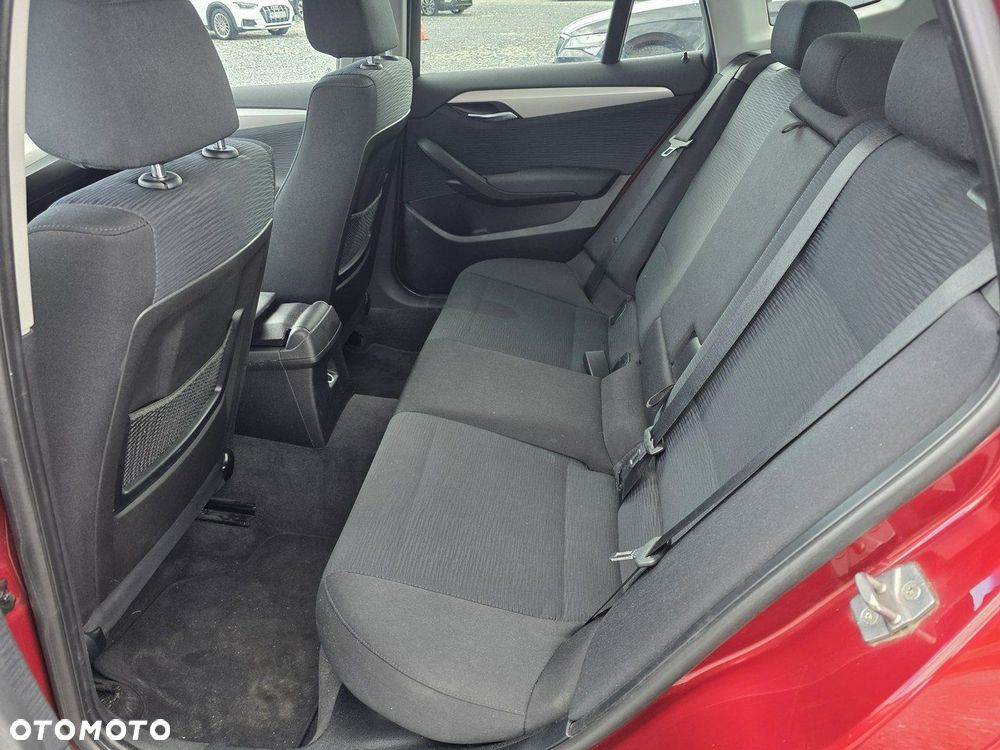 BMW X1 xDrive18d - 15