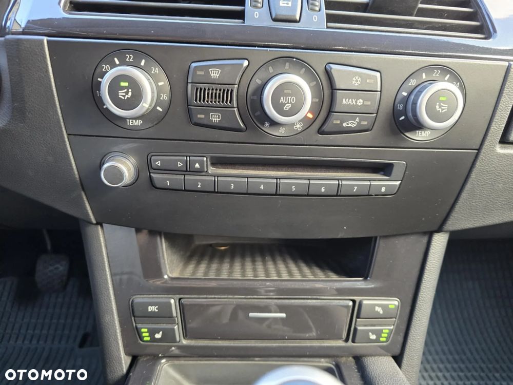 BMW Seria 5 520d Touring Special Edition - 34