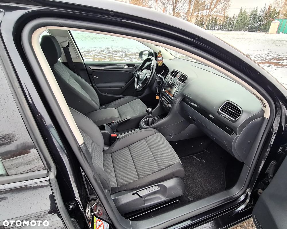 Volkswagen Golf 2.0 TDI DPF Comfortline - 26