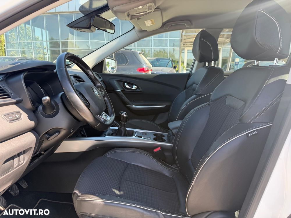 Renault Kadjar Energy dCi 130 Bose Edition - 13