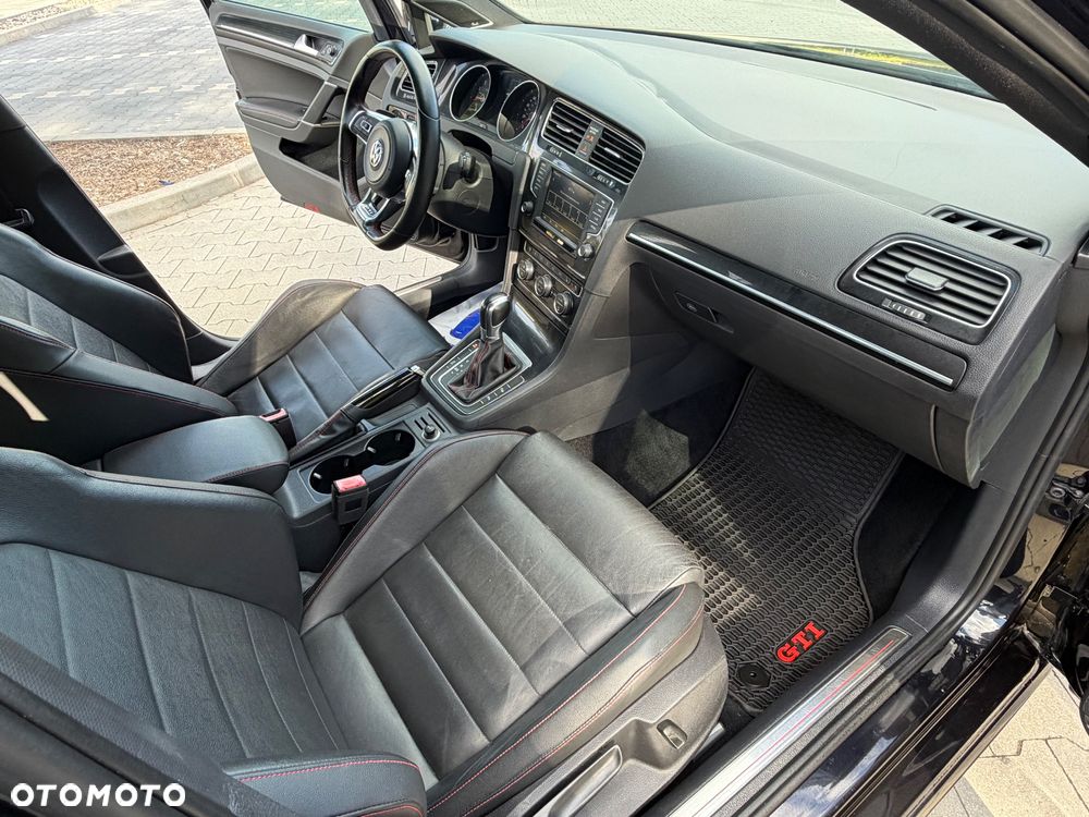 Volkswagen Golf 2.0 TSI BMT GTI Performance DSG - 14