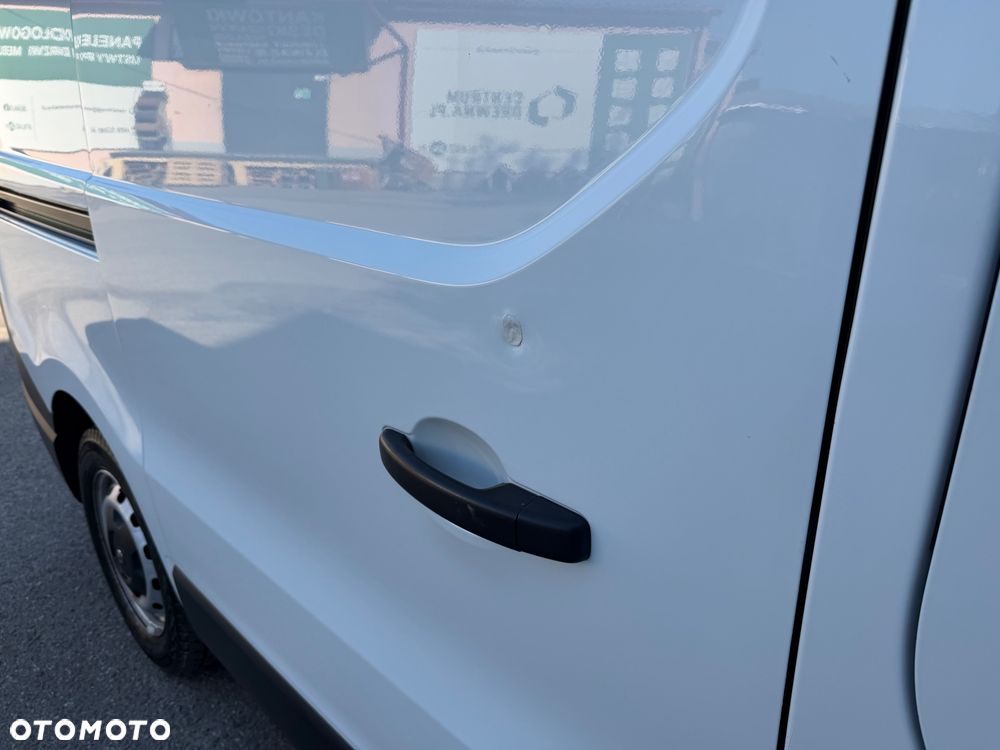 Opel VIVARO - 13