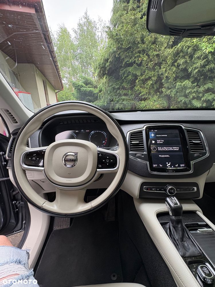 Volvo XC 90 - 6
