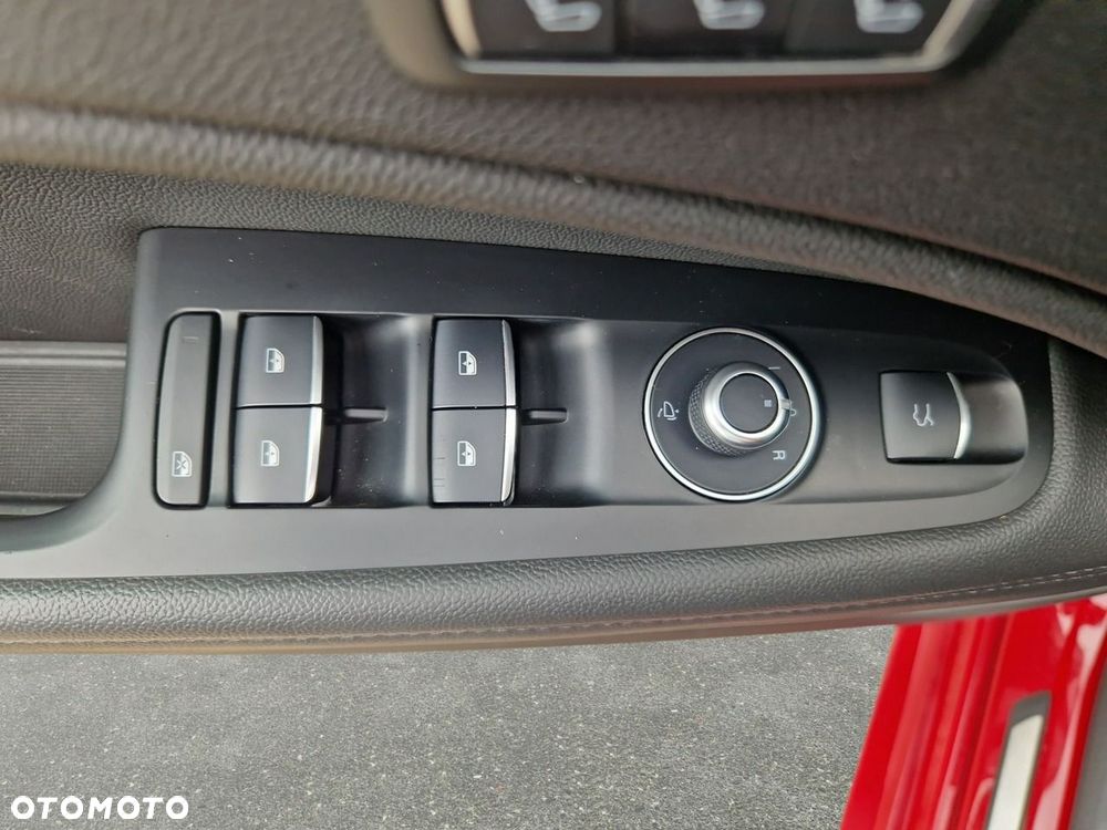 Alfa Romeo Stelvio - 11