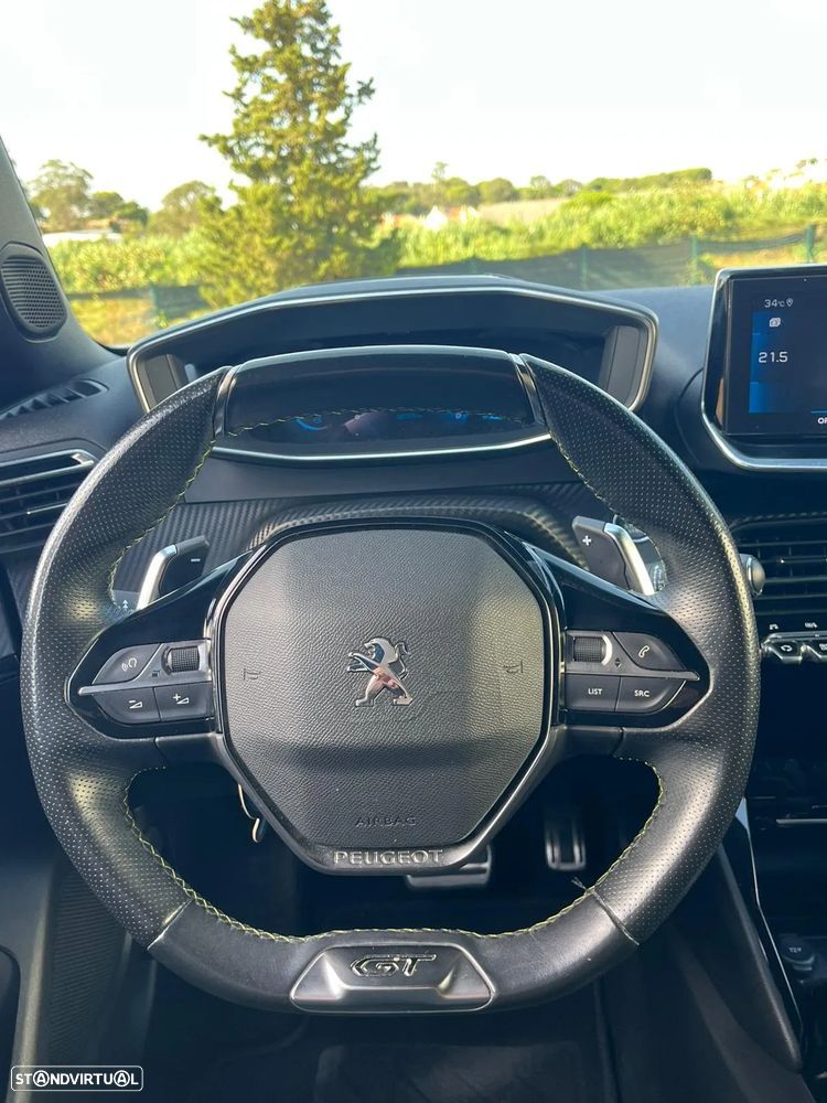Peugeot 2008 - 14
