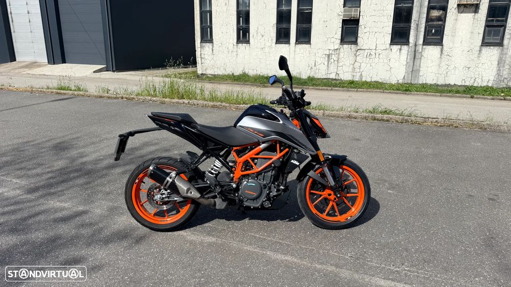 KTM Duke 390 - 1