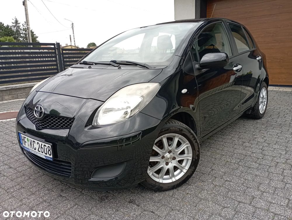 Toyota Yaris 1.0 Sol - 2