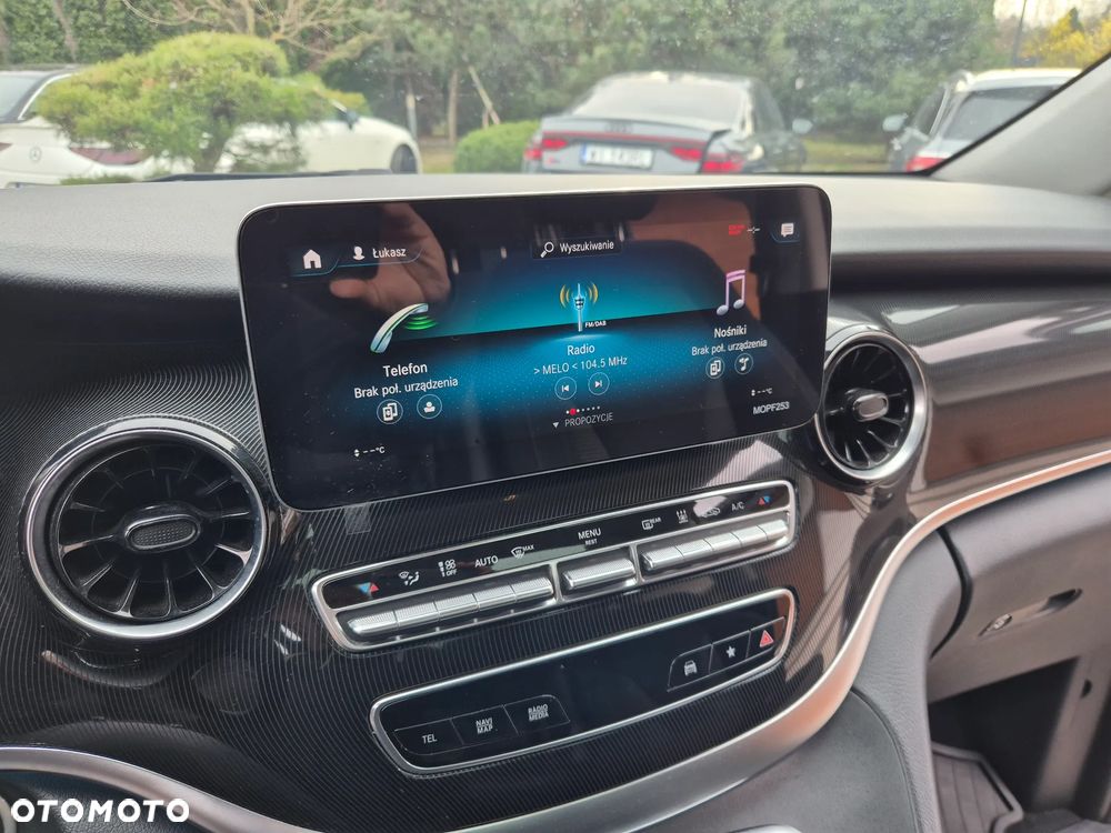 Mercedes-Benz Klasa V - 26