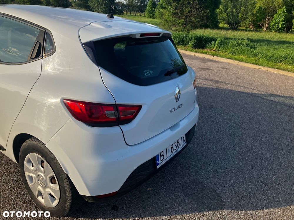 Renault Clio - 6