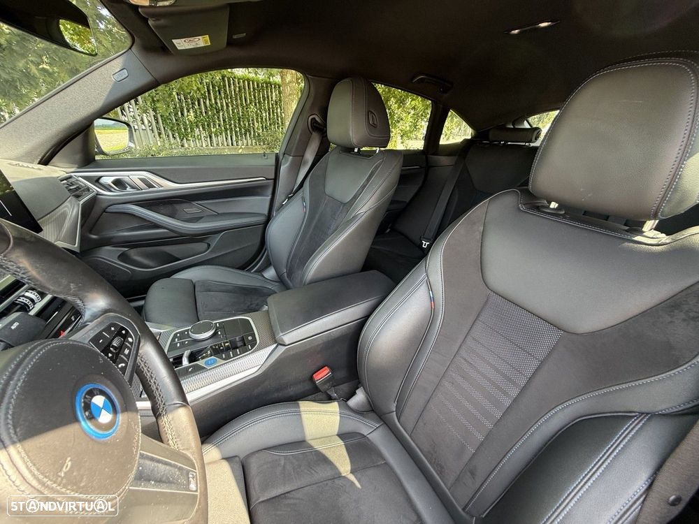 BMW i4 eDrive35 Pack Desportivo M - 28