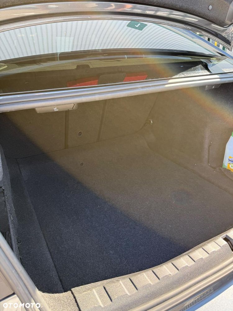 BMW Seria 3 - 16