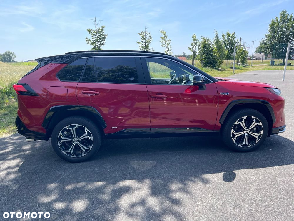Toyota RAV4 - 6