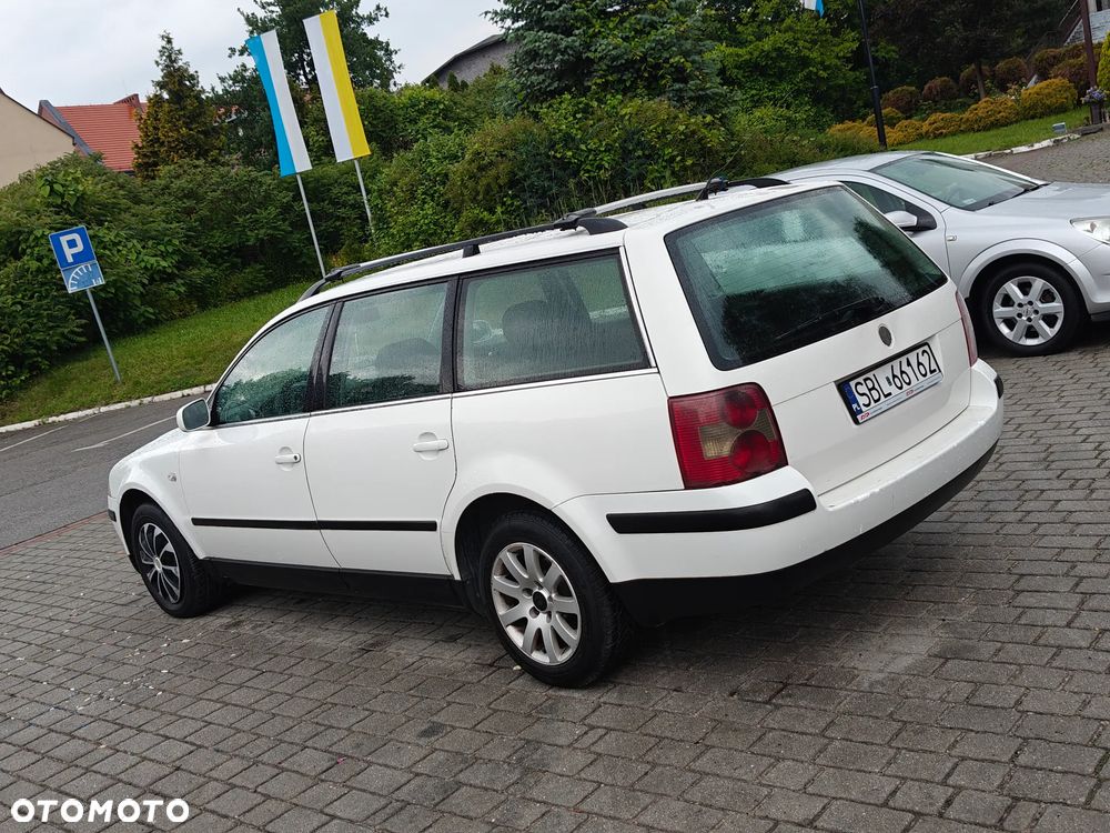 Volkswagen Passat 1.9 TDI Comfortline - 20