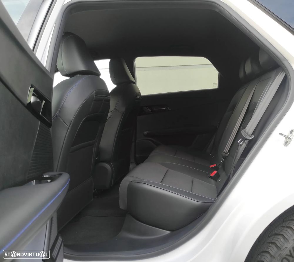 MG MG4 4 Luxury 64 kWh - 23