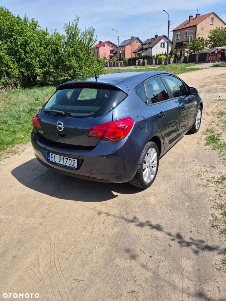 Opel Astra 1.6 Edition - 4