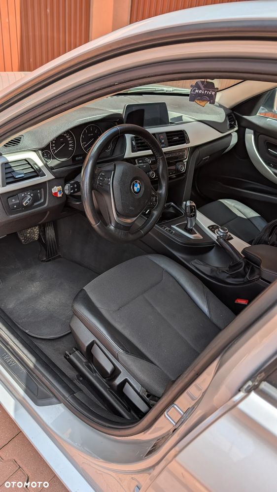 BMW Seria 3 318d Advantage - 5