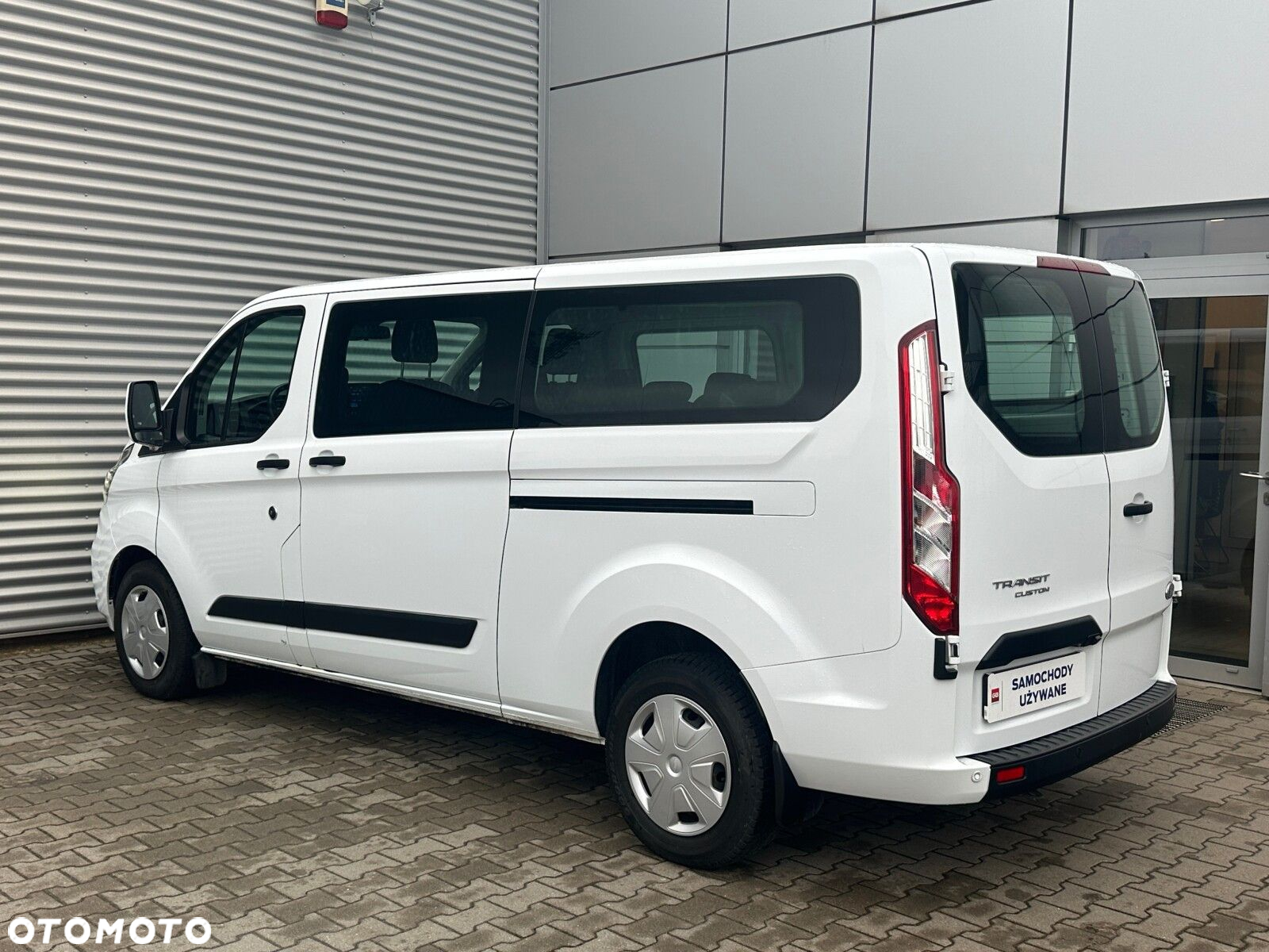 Ford Transit Custom - 11