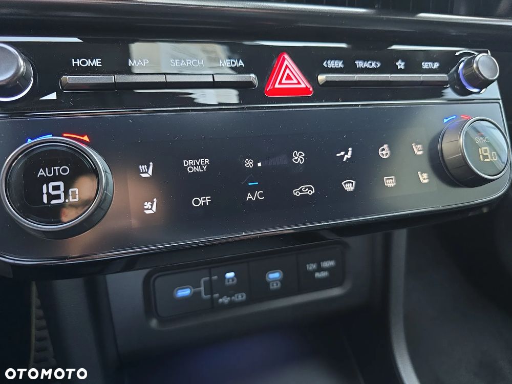 Hyundai Tucson 1.6 T-GDi HEV N-Line 2WD - 23