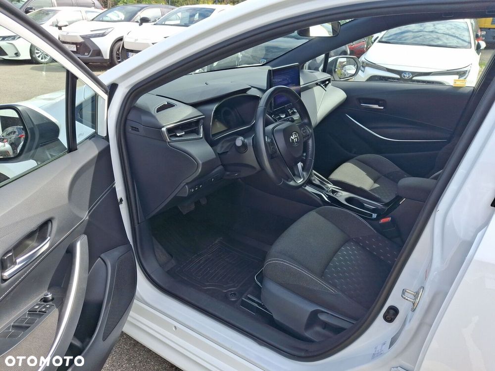 Toyota Corolla 1.8 Hybrid Comfort - 18